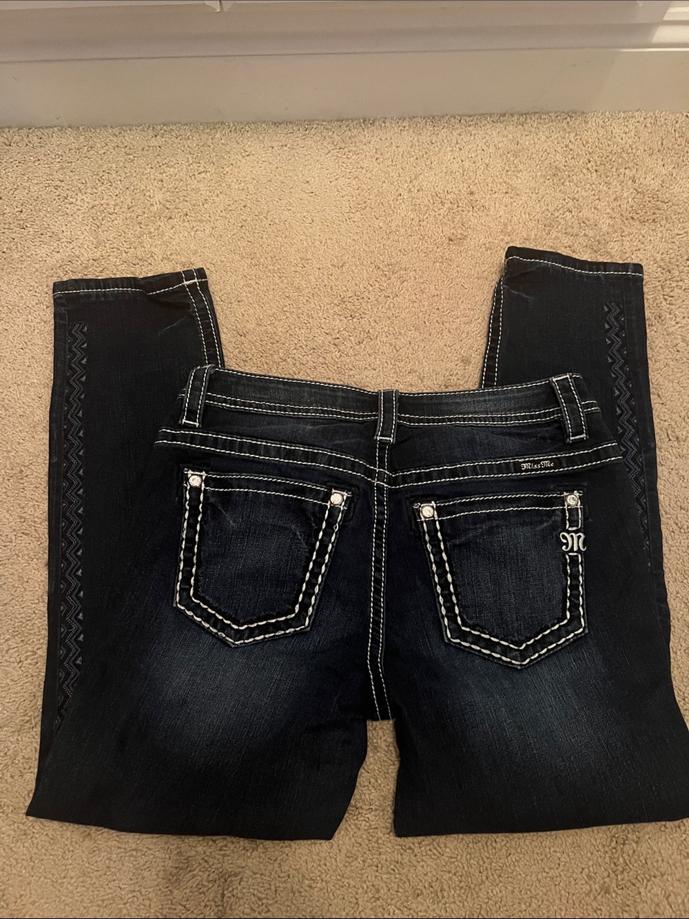 Miss Me Dark Blue Sum Boyfriend Ankle Jeans with White Contrast Stitching